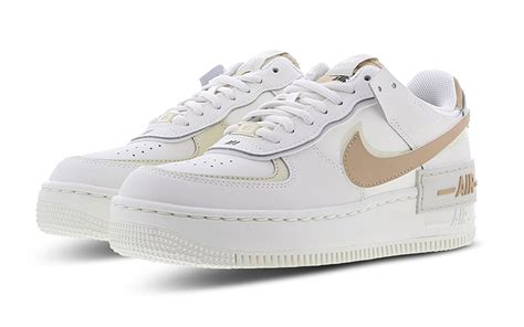 nike air force dames wit beige